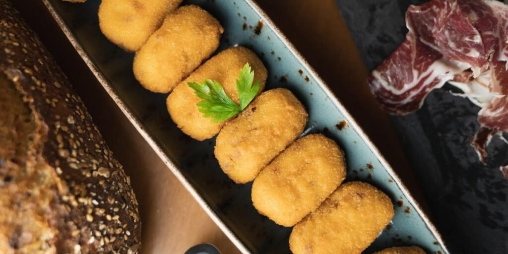 Tipos de croquetas españolas en Barcelona: sabores y variedad en Latas Tuset